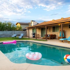 Arizona Daydream, getaway w/ pool & home theater