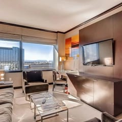 Perfect! Lux 1BR Suite at Vdara-15