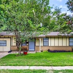 Texas Comfort in the Heart of DFW w/ Game Room