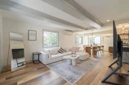 4BR Spacious home | EV charger | Near Green Lake