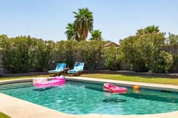 Arizona Daydream, getaway w/ pool & home theater