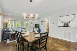 Modern 2BR near Tobacco Trail w/ rooftop deck