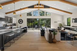 Oakland Hills Farmhouse Stunner + Game Room + A/C