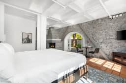Sonoma Stonehouse, King Room w/ Private Patio