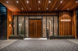Studio + Views +Rooftop pool |Rainey St
