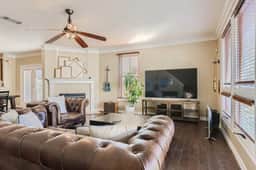 Warm Suburban 3BR Townhome near DT