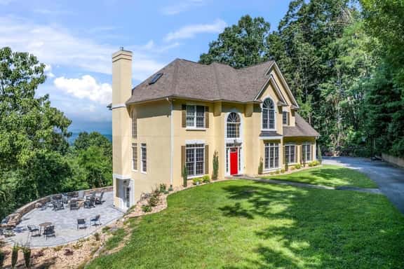 Blue Ridge Lookout | Hot Tub, Fire Pit, Mtn Views - Image 1