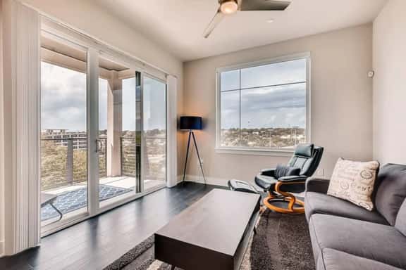 Capitol View Condos | Downtown Austin - Lone Star - Image 1