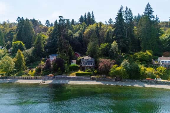 Sea & Sky | Beachfront Escape w/ Stunning Views - Image 1