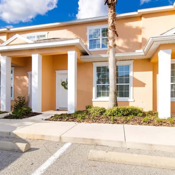 Mickeys Hideaway |Mins to Disney, Private Pool - Image 1