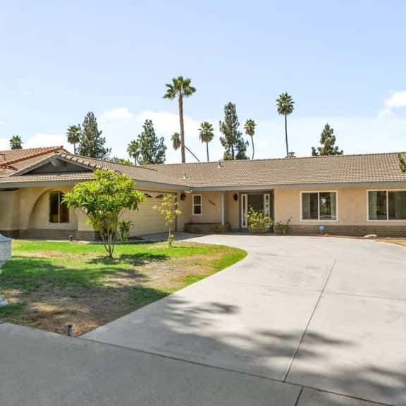 Oak & Fairway, 5BR by Golf Course & Canyon Crest - Image 1