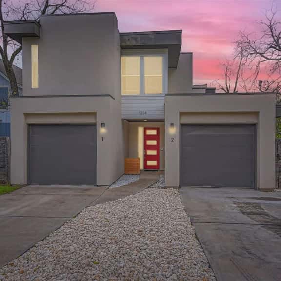 Off the hook in Austin +Chic 2BR Retreat + Firepit - Image 1