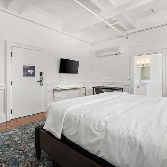 Sonoma Stonehouse, King Room at Boutique Hotel - Image 1