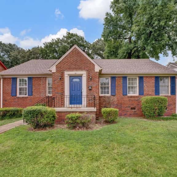 Southern Serenity+ 3BR Stylish Memphis Oasis - Image 1