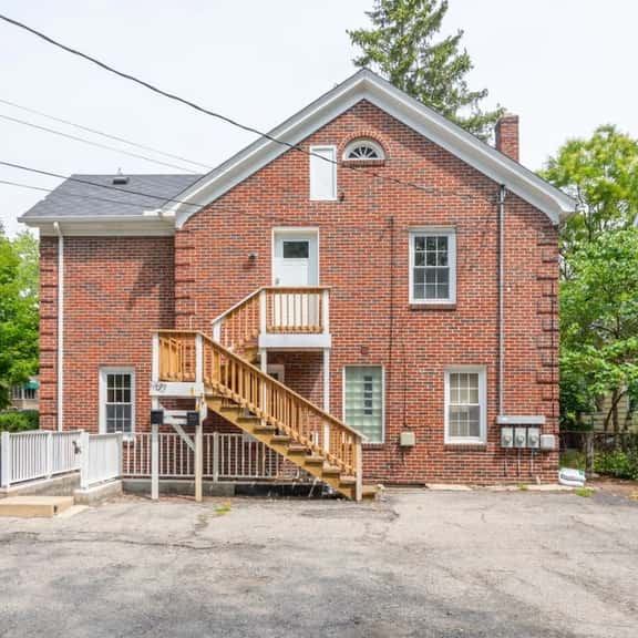 Stylish 4BR in Burns Park near Michigan Stadium - Image 1