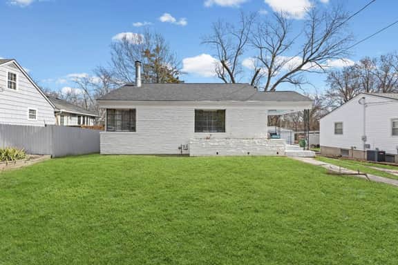Cozy Ranch Retreat, near Liberty Triangle w/ EV