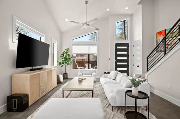 Grand Summer Oasis in East Austin + Pool
