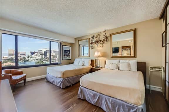 Outstanding Location | 1BR Haven near the Strip
