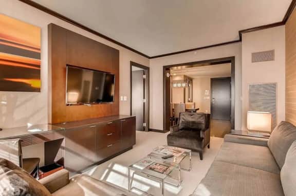 Perfect! Lux 1BR Suite at Vdara-15