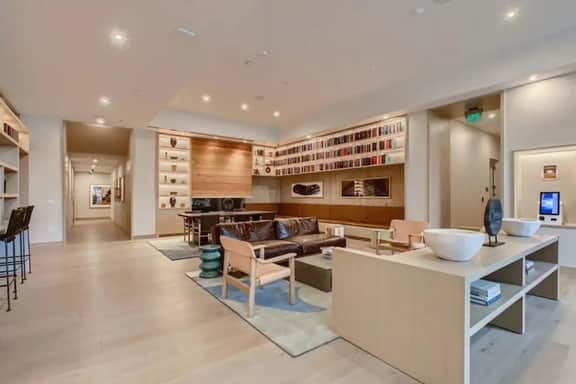 Rainey St -Luxury 1BR - Top Amenities -RT Pool -17