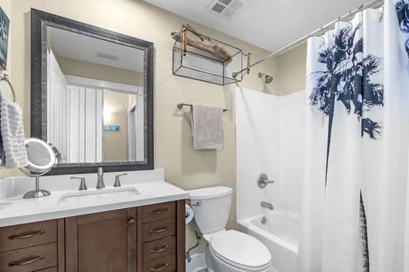 The Whale Rider + Ocean Views + 3BR