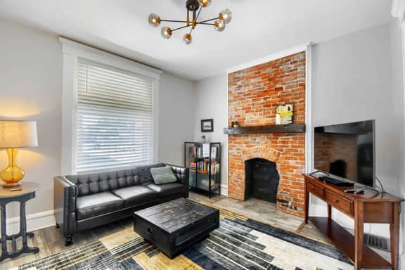 3BR Victorian in Old Oaks, near German Village