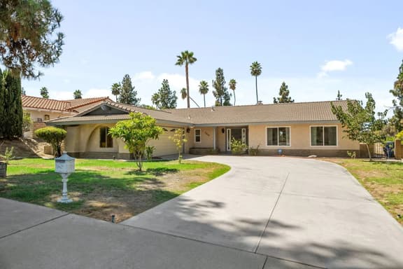 Oak & Fairway, 5BR by Golf Course & Canyon Crest