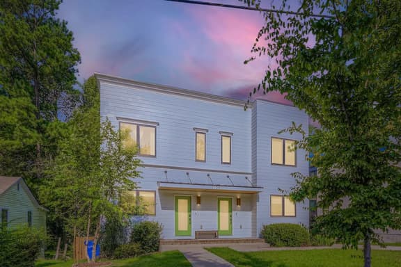 On Cloud Durham 4BR Retreat, Sleeps 12