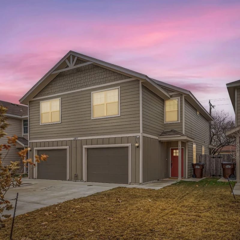 The Comfort Cove + 3BR Duplex +Near Lackland